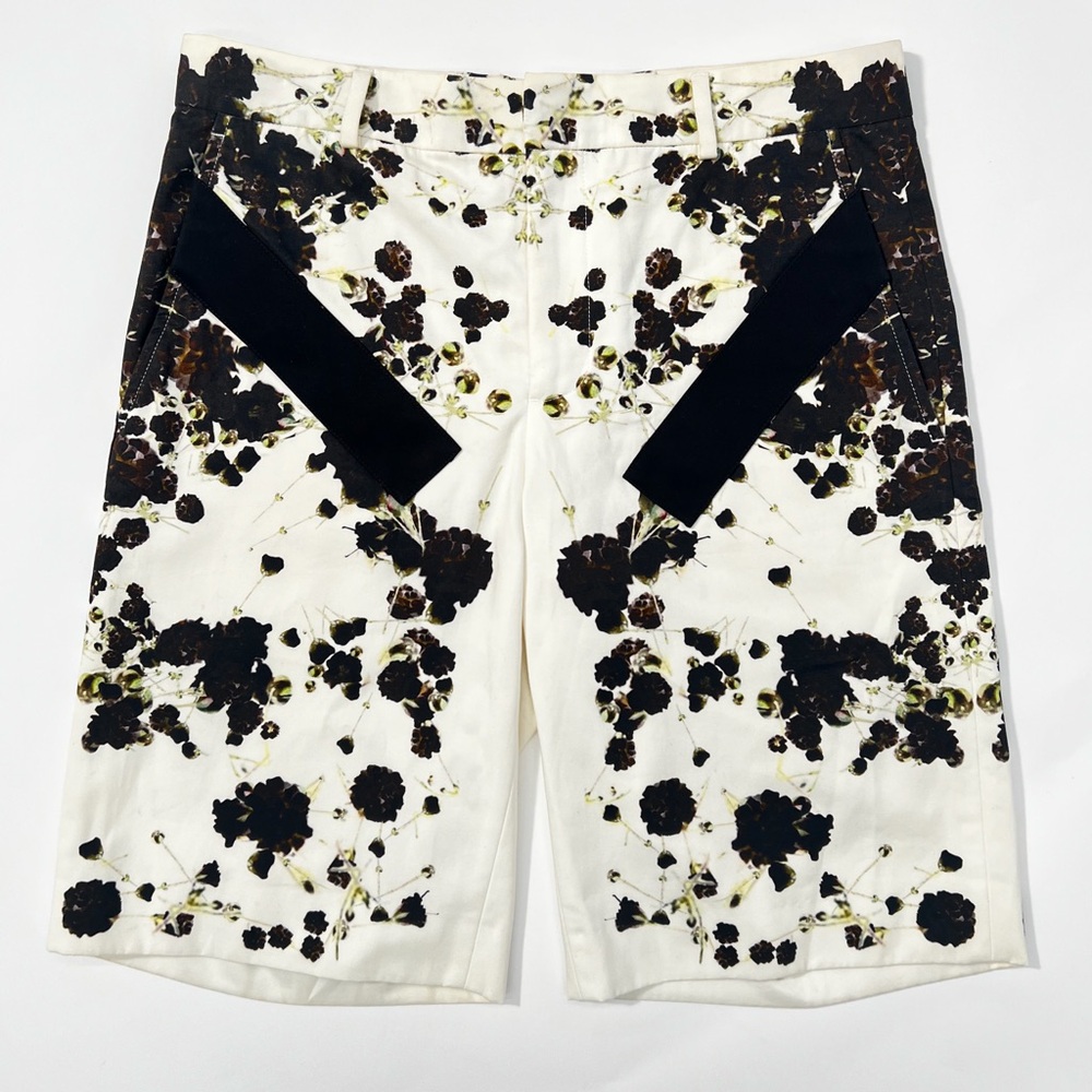 GIVENCHY  BABY'S BREATH FLORAL PRINTED SHORTS